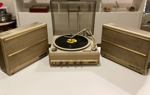 Antiguo Tocadisco Wincofon Stereo S426 Funcionando Beige (Usado)