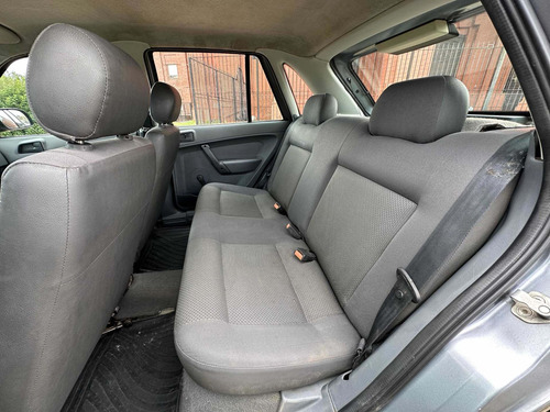 Imagen 12 de 17 de Volkswagen Gol 2008 1.6 I Power 601