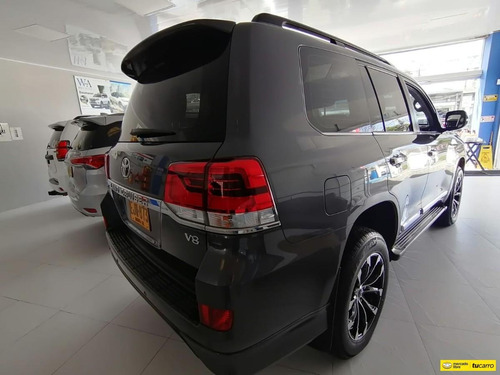 Toyota Land Cruiser 200 4.5