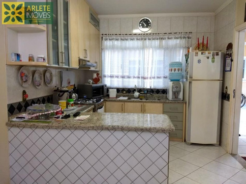 Imagem 3 de 15 de Casa No Bairro Bombas Em Bombinhas Sc - 2285