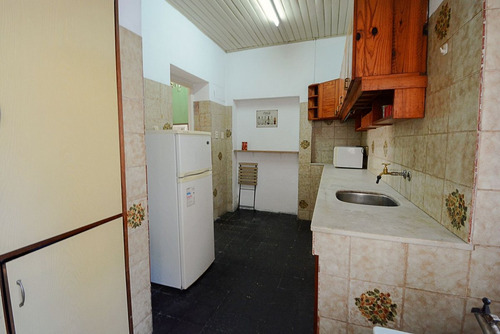 Venta Casa 2 Dormitorios - Lezica - Jardin
