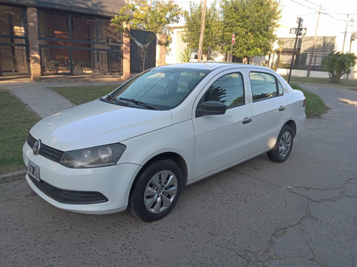 Volkswagen Voyage 1.6 Comfortline 101cv