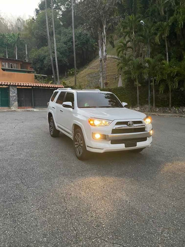 Toyota 4runner Limited 4x4