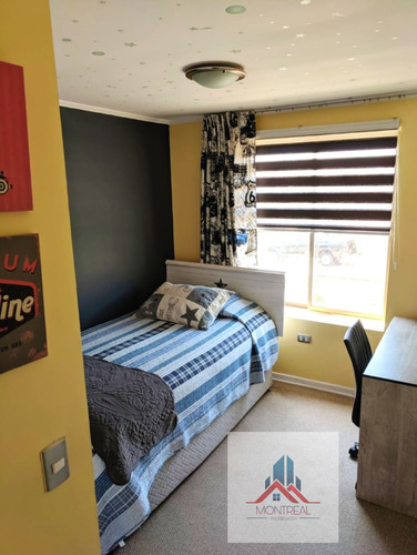 Casa Estilo Mediterraneo Al Interior De Condominio