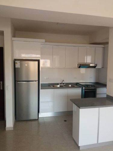 Se Vende En 32.000$ Apartamento En Sector Mañongo, Jp Realtor Team 