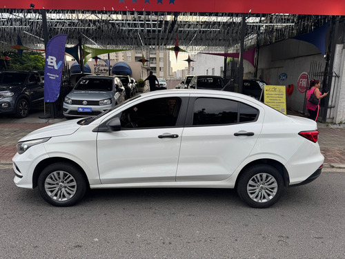 Fiat Cronos 1.0 Flex 4p