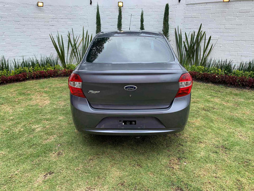 Imagen 6 de 11 de Ford Figo 2016 1.5 Energy Sedan Mt