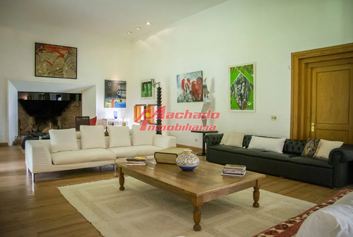 Hermosa Casa En Venta En El Golf.