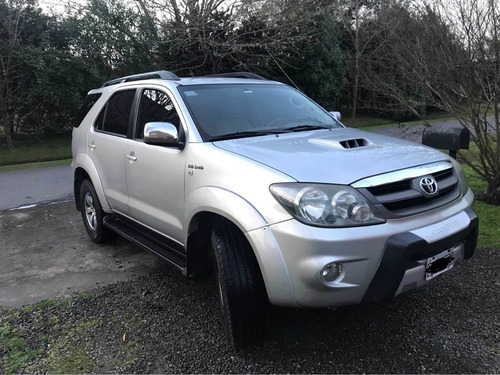 Toyota Sw4 3.0 Srv At 4x4 Cuero 2008