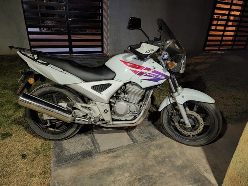 Imagen 17 de 23 de Honda Cbx 250 Twister Impecable Recibo Moto