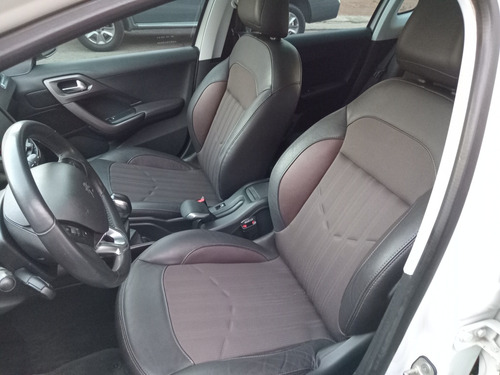 Peugeot 2008 1.6 Feline