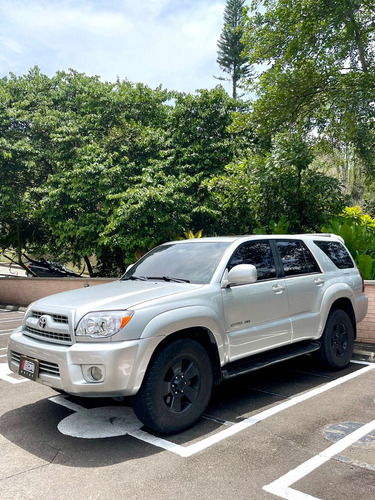 Toyota 4Runner 4.0 Limited Mecánica