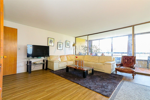 Departamento En Venta De 3 Dorm. En Providencia