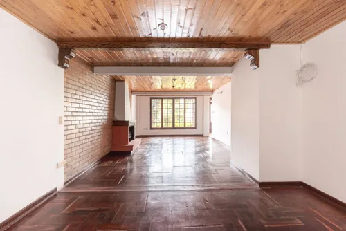 Casa En Arriendo En Vereda Calahorra. Cod A16708