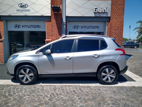 Peugeot 2008 Feline At, Gris P, 2018, 12000kms
