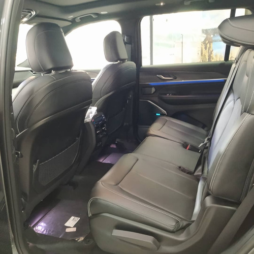Imagen 10 de 16 de Jeep Grand Cherokee L Overland 4x4 2023