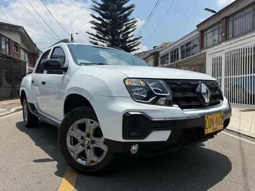 Renault Duster Oroch 1.3 turbo Intens 4x4 mecanica