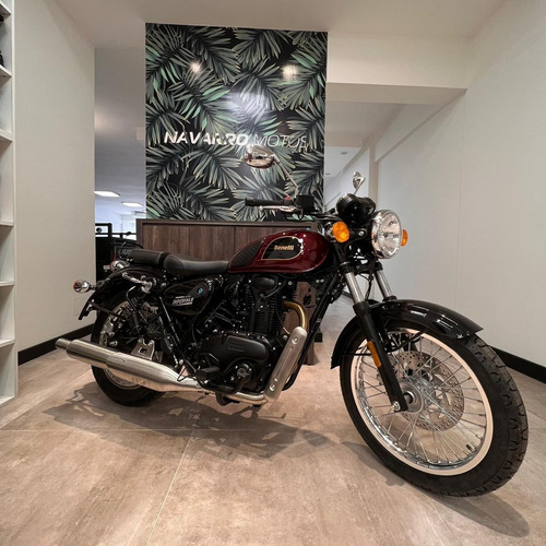 Imagen 9 de 23 de Benelli Imperiale 400
