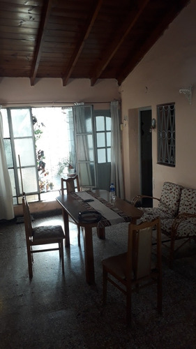 Imagen 6 de 13 de Casa Venta Isidro Casanova