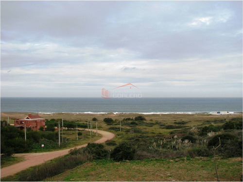 Imagen 19 de 30 de Casa De 4 Dormitorios Con Parrillero En Venta Y Venta Temporal Punta Ballena