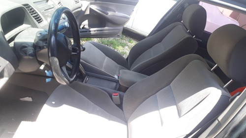 Imagen 5 de 6 de Honda Civic Lxs 1.8 Mt 2010