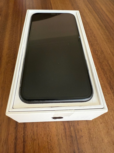 Apple iPhone 11 (64 Gb) - Negro Pila Nueva, Listo Para Agregar Id (Usado)