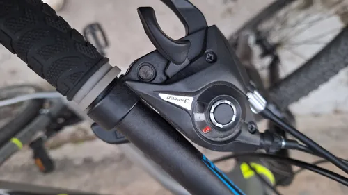 Kawasaki Scorpio Rodado 29, Componentes Shimano