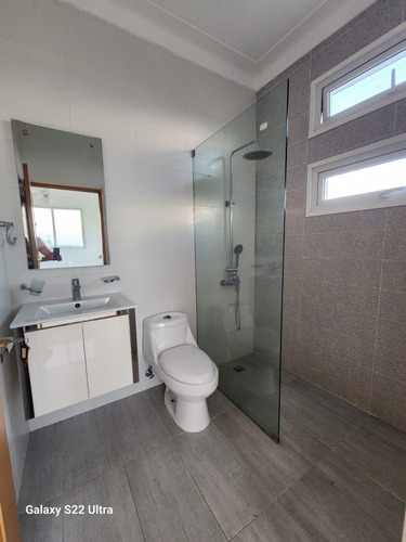 Apto Santiago, Moderno, 236m2 3hab, 4baños, 2 Parqueos Proyecto Cerrado