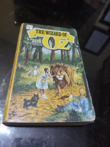 The Wizard Of Oz De Frank Baum. Ballantine Books