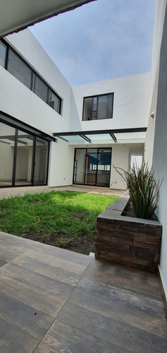 Imagen 17 de 19 de Amplia Casa En Venta En Zibatá, Querétaro