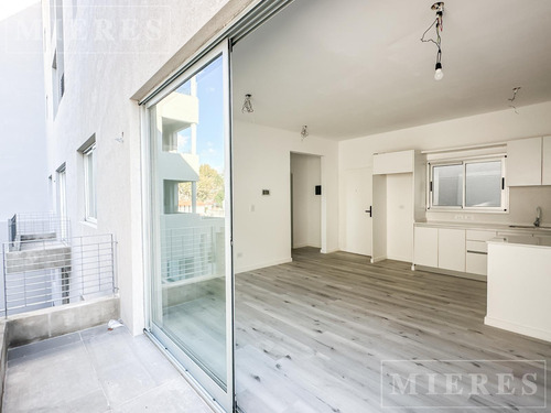 Muy Lindo Departamento A Estrenar En Venta En Olivos.
