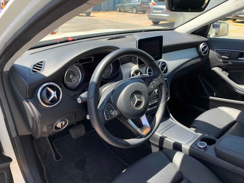 Mercedes-benz Clase Gla 1.6 Gla250 Urban 211cv 2016