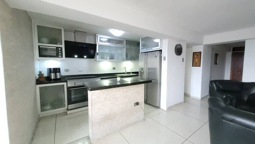 Apartamento En Venta Torres Blancas, Sector Los Kioskos