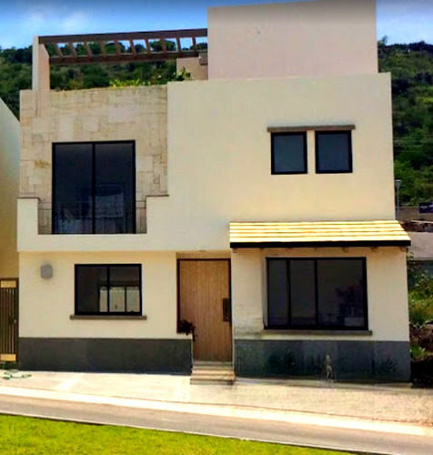 Casa En Venta Colonia Corregidora, Queretaro