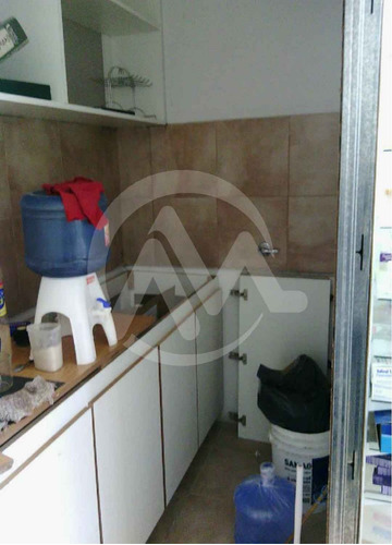 Imagen 7 de 14 de Local Y Departamento Villa Caeiro Santa María