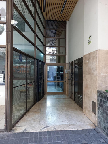 Imagen 9 de 10 de Venta Oficina Amplia - Sarmiento 700 - Centro
