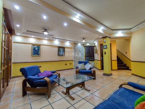 Imagen 2 de 12 de Town House Amoblado En Venta En El Bosque Cd 162500 Liliana Martinez 04140357885