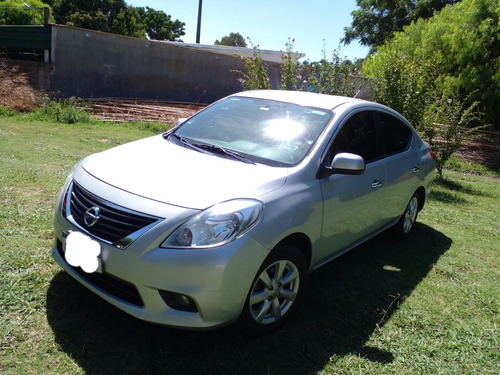 Nissan Versa Versa 1.6 Extra Full