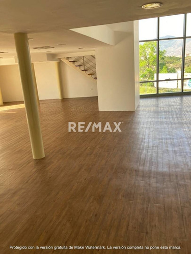 Imagen 11 de 14 de Hilmar Rios C156181 Alquila Oficina En Naguanagua Tlf-0414-432-69-46 @hilmaririos.remax.al