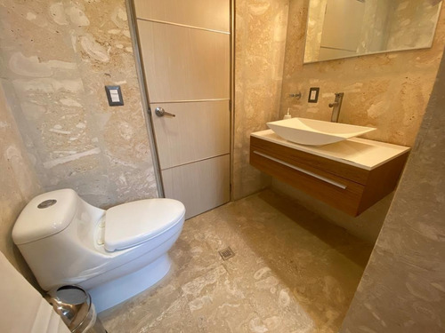 Imagen 22 de 30 de En Venta Moderna E Impecable Casa En Res. Pueblo Viejo.