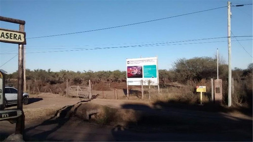 Imagen 3 de 7 de Lote El Estribo Carpintería Centro