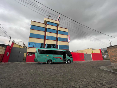 Imagen 2 de 15 de Vendo Propiedad Con Negocio De Hostal En El Sur De Quito