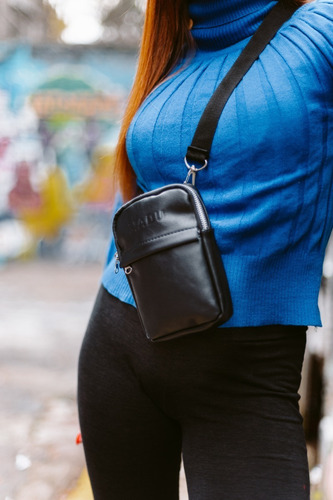 Imagen 3 de 10 de Porta Celular Unisex Bandolera Eco Cuero Chica Mini Bag Madu