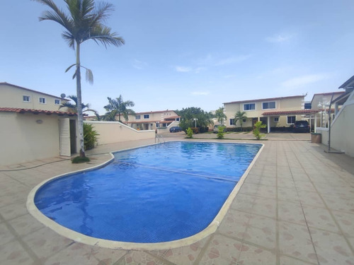 Imagen 7 de 19 de Townhouse En Venta, C.r. Puerto Rio, Nueva Barcelona