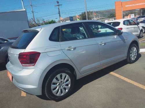 Imagem 8 de 10 de Volkswagen Polo 1.0 Mpi Total Flex Manual