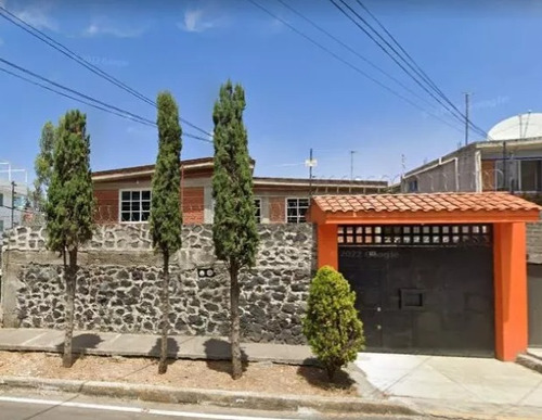 Magnifico Remate Bancario, Casa A La Venta En Pedregal De San Nicolás