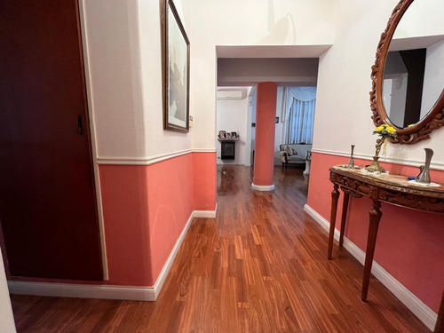 Venta - Casa 5 Amb C/garage Y Quincho - Exc Estado