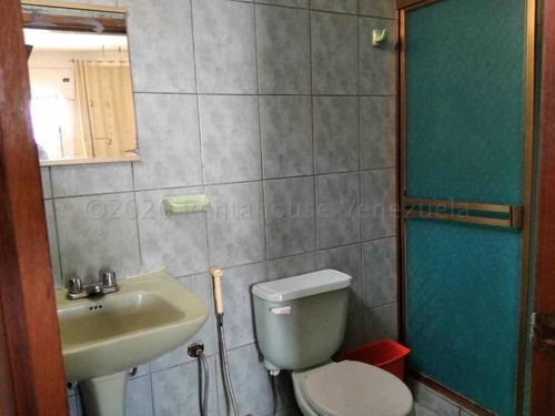 Imagen 18 de 20 de Posada En Venta Higuerote