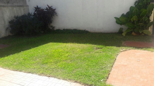 Imagen 14 de 18 de Casa A Refaccionar - Villa Adelina