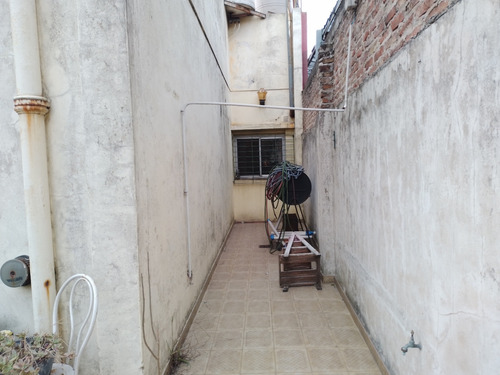 Venta Casa Valentín Alsina Con Cochera